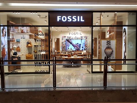 fossil watches showroom near me.